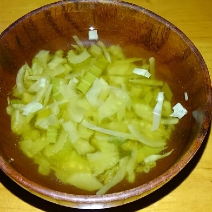 離乳食向け セロリたっぷり野菜スープ レシピ 作り方 By ハム太郎 7473 楽天レシピ 離乳食向け セロリたっぷり野菜スープ レシピ 作り方 By ハム太郎 7473 楽天レシピ